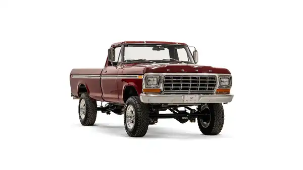 1975 Classic Ford F250 Dentside_6 Passenger Side Front 