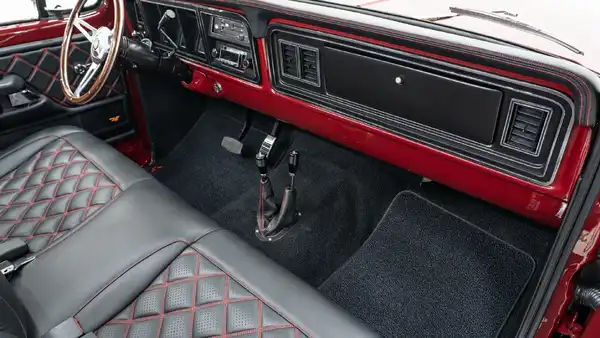 1975 Classic Ford F250 Dentside_18 Passenger Side Interior