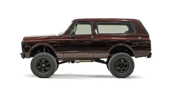 Tom Segura's 1971 Chevy K5 Blazer_2 Drivers Side 