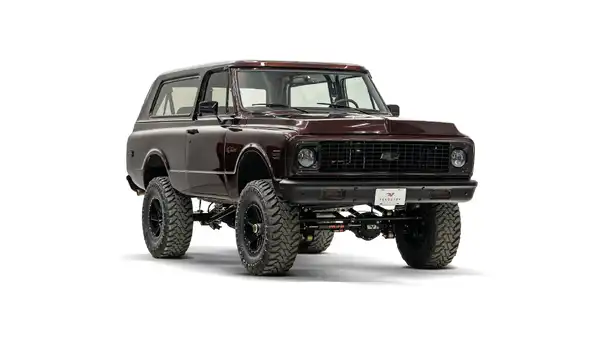 Tom Segura's 1971 Chevy K5 Blazer_6 Passenger Side Front 