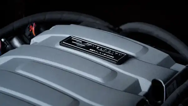 Tom Segura's 1971 Chevy K5 Blazer_26 5.0L Ford Coyote Engine