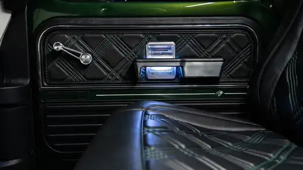 Post Malone's F1Trillion F100_20 Interior