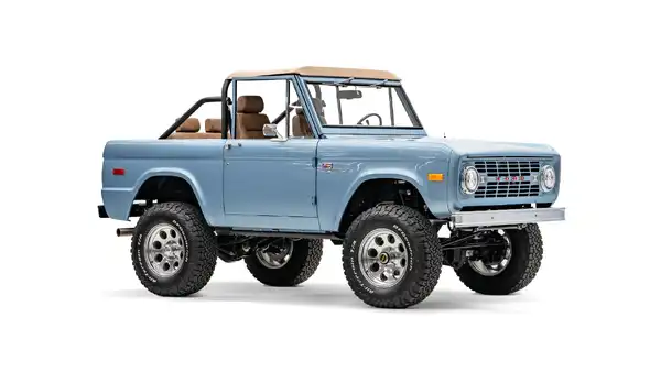 1971 Brittany Blue Ford Bronco_7 Passenger Side Front  3.4