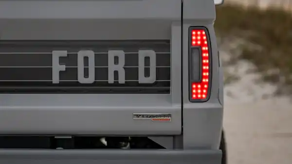 Velocity Heritage Series Bronco 04