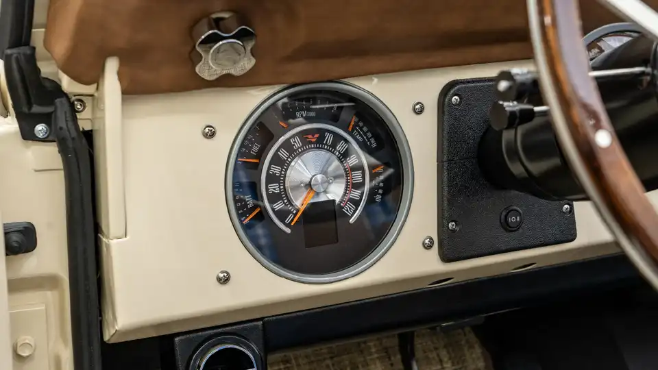 1966 Ford Bronco For Sale_15 Dakota Digital Gauges