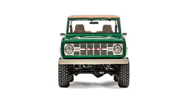 1977_Velocity Racing Green_0011_Front Grille