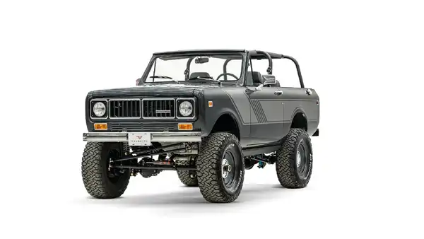 1971 International Scout 2_4 Drivers Side Front 