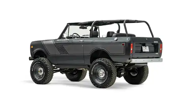 1971 International Scout 2_13 Driver Side Rear 3.4