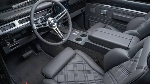 1971 International Scout 2_ 14 15 Driver Side Interior