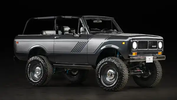 1971 International Scout 2_Lifestyle Copy