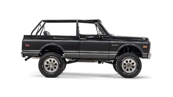 1972 Black K5 Blazer_8 Passenger Side