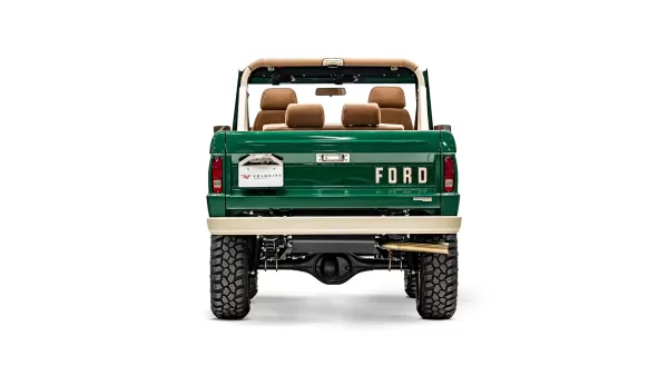 1977_Velocity Racing Green_0005_Rear Tailgate