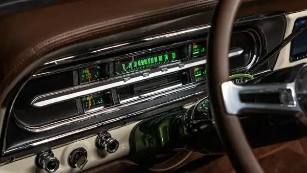 1971 Restored Ford F250_15 Dakota Digital Gauges