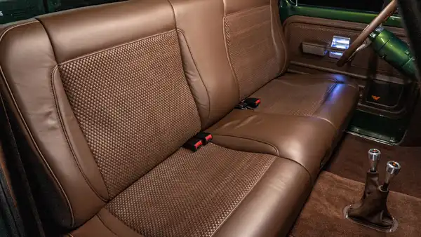 1971 Restored Ford F250_17 Front Interior