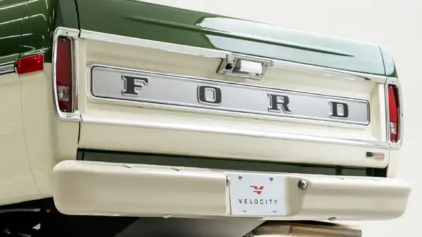 1971 Restored Ford F250_Exterior  Copy 2