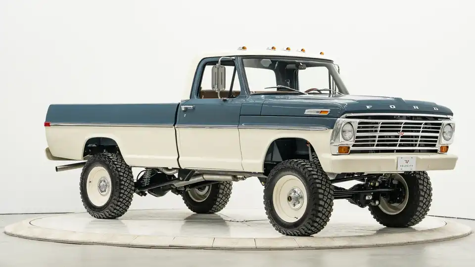 1969 Velocity Gray Ford F250_7 Passenger Side Front  3.4