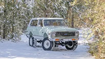 Classic Chevy K5 Blazer Mint Snow