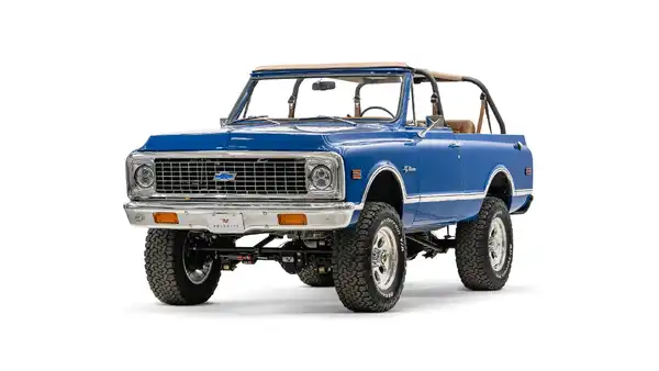 1972 Chevy K5 Blazer_4 Drivers Side Front 