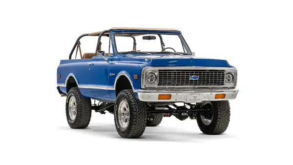 1972 Chevy K5 Blazer_6 Passenger Side Front 