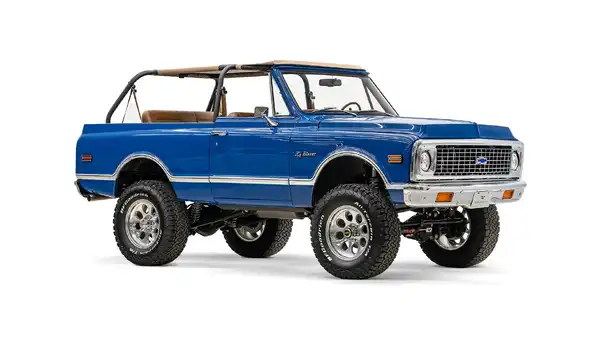 1972 Chevy K5 Blazer_7 Passenger Side Front  3.4
