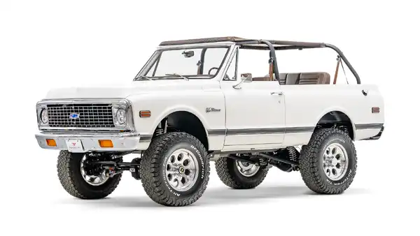 1969 Chevy K5 Blazer_3 Drivers Side Front 3.4