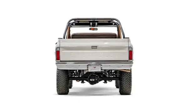 1969 Chevy K5 Blazer_11 Rear Tailgate