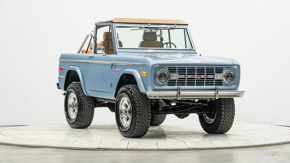 1974 Brittany Blue Ford Bronco For Sale_6 Passenger Side Front 
