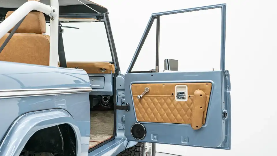 1974 Brittany Blue Ford Bronco For Sale_19 Interior