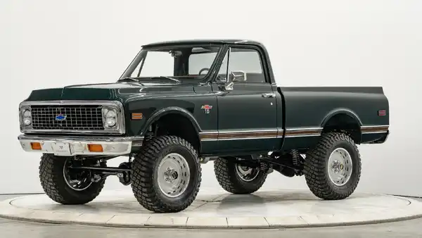 Green 1972 Chevy K10_3 Drivers Side Front 3.4