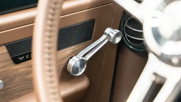 Green 1972 Chevy K10_19 Interior