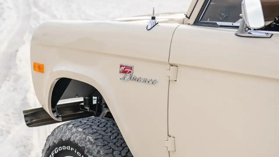 Harvest Moon Bronco At Beach_Exterior  Copy