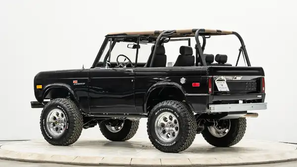 1973 Ford Bronco For Sale_13 Driver Side Rear 3.4