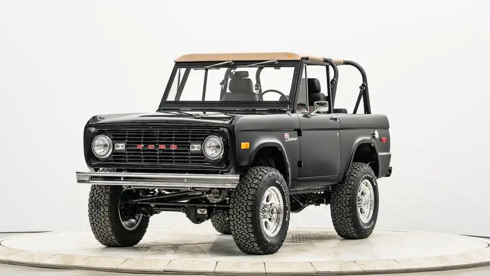 1973 Ford Bronco For Sale_4 Drivers Side Front 