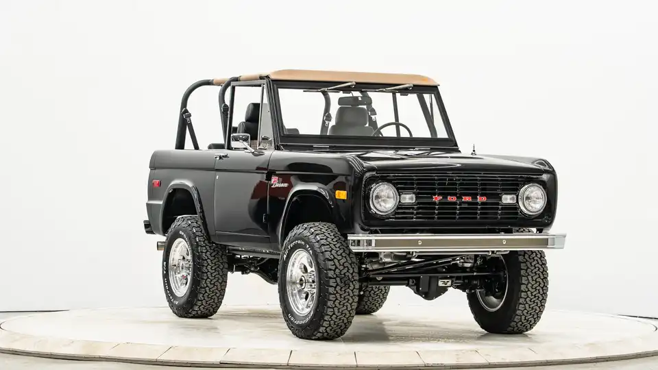 1973 Ford Bronco For Sale_6 Passenger Side Front 