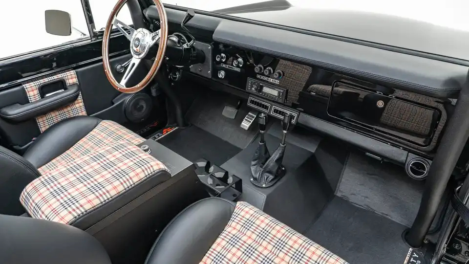 1973 Ford Bronco For Sale_18 Passenger Side Interior